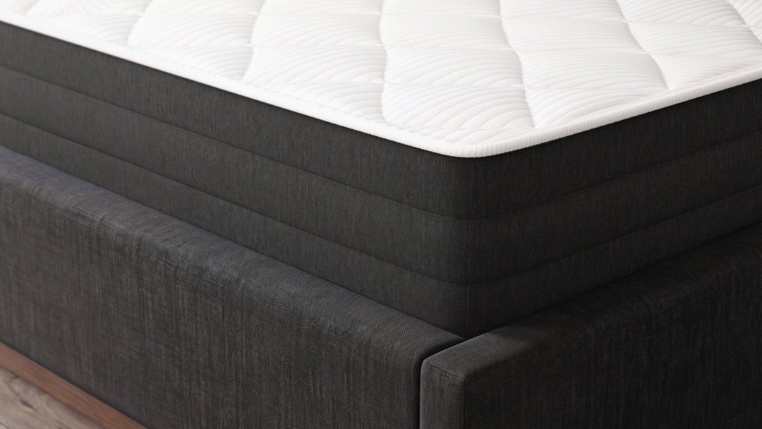 Original Hybrid mattress close-up