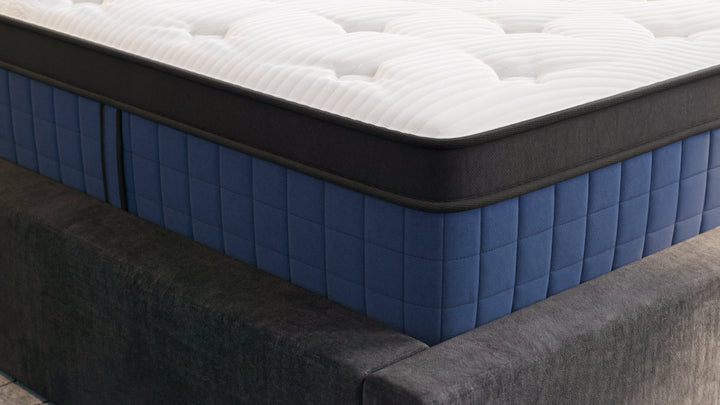 Elite Ultra Hybrid mattress close-up
