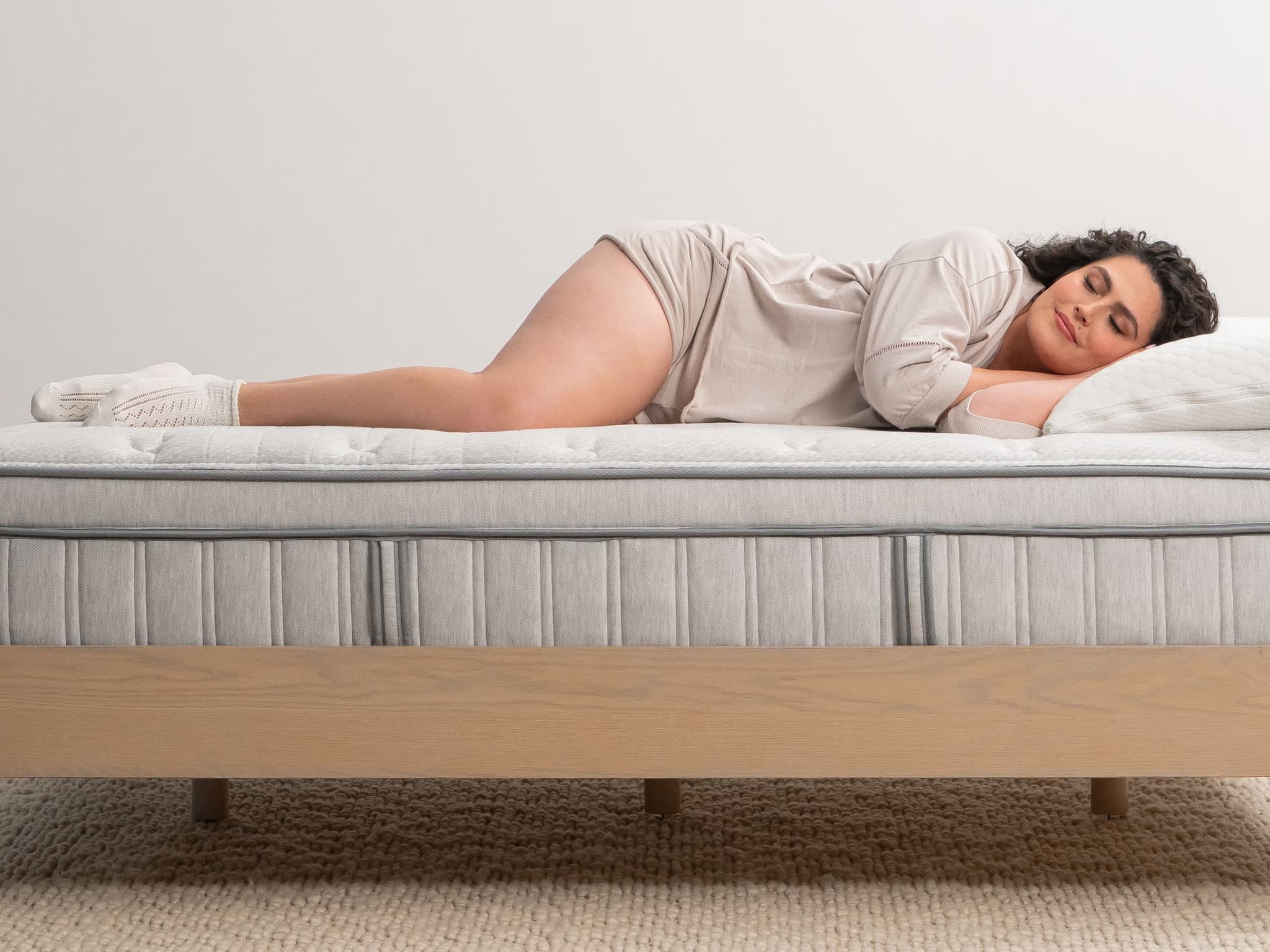 Oasis Chill Hybrid Mattress by Leesa